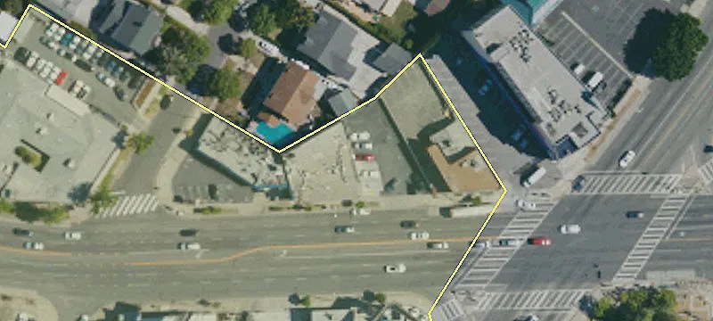 3533 Olympic Blvd
