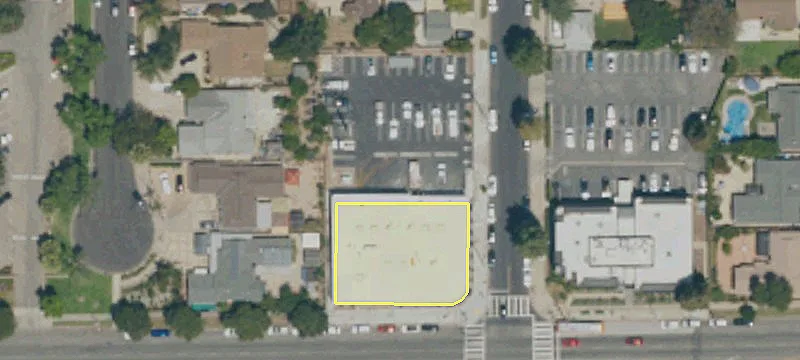 18301 Roscoe Blvd
