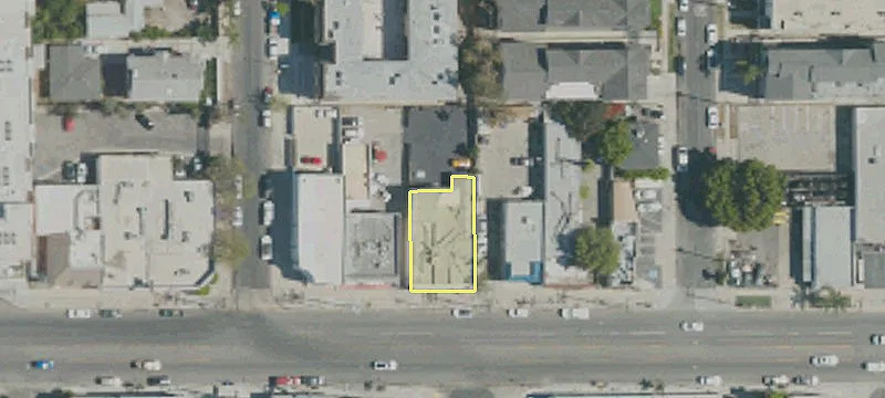 10701 Magnolia Blvd
