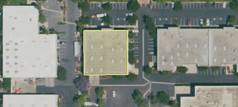 4700 Calle Carga