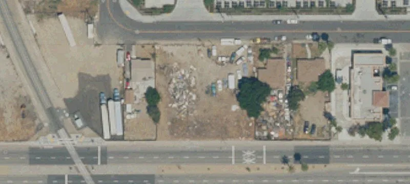 247 Ennis St