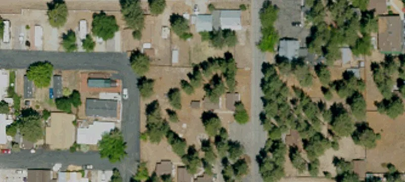 586 Main St