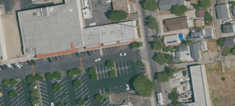 703 Ventura St