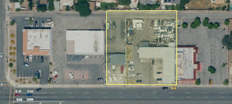 320 Foothill Blvd