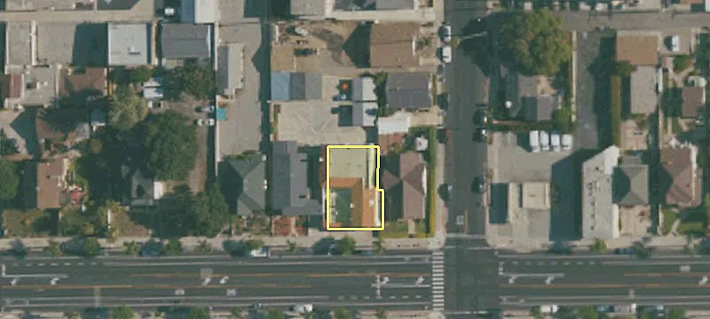 885 Main St