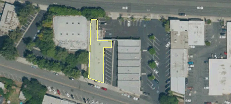 611 Redlands Blvd