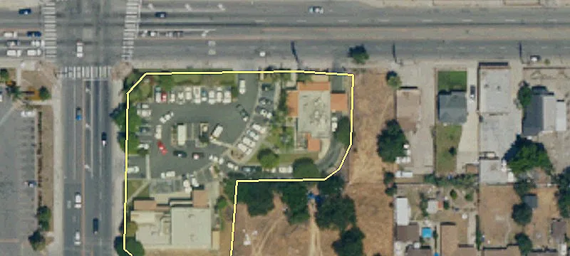 1279 Base Line St