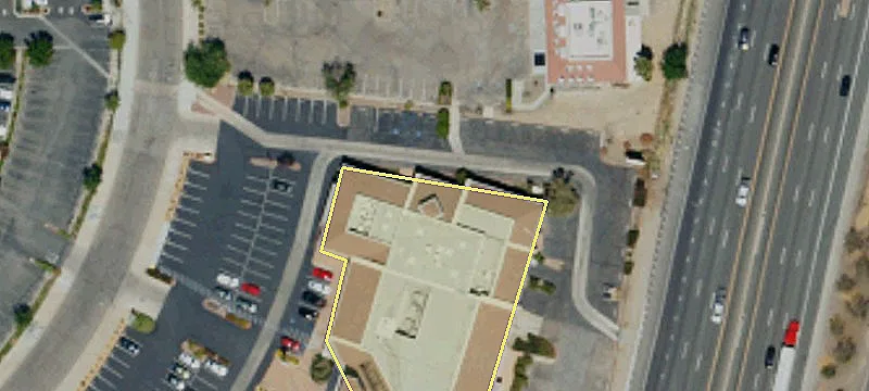 15447 Anacapa Rd
