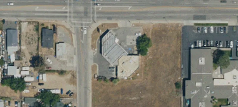 3405 Highland Ave