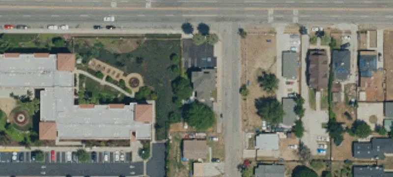 3297 Highland Ave
