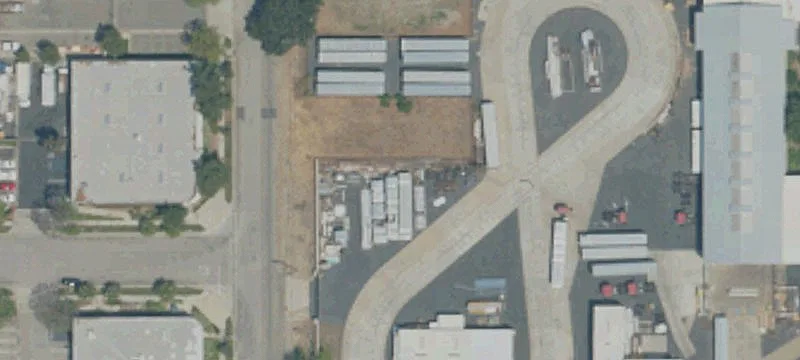 8961 Ctr Ave