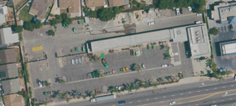 955 Ventura St