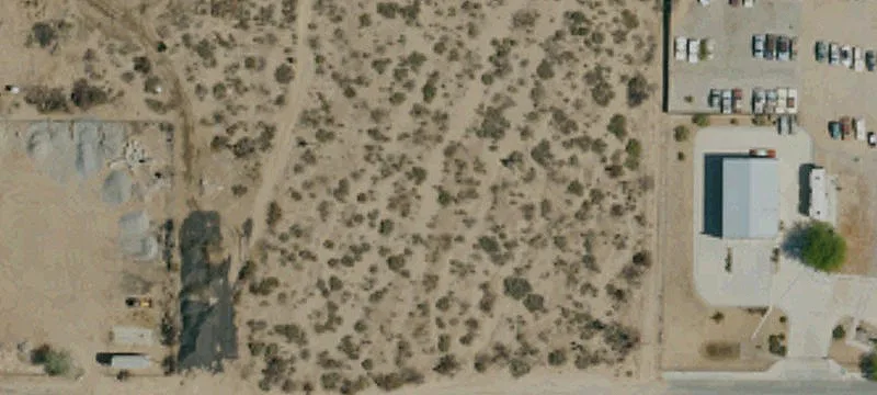 Sunland Dr