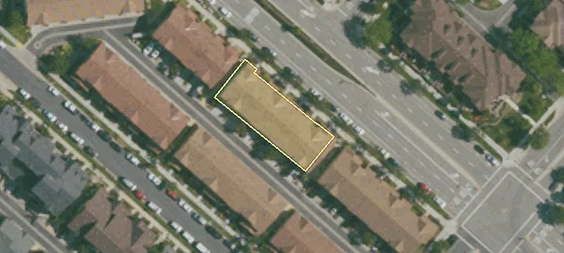 544 Garonne St