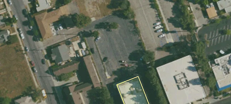 715 Main St
