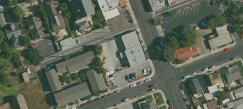 112 8th St