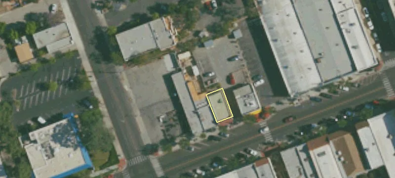 817 Main St