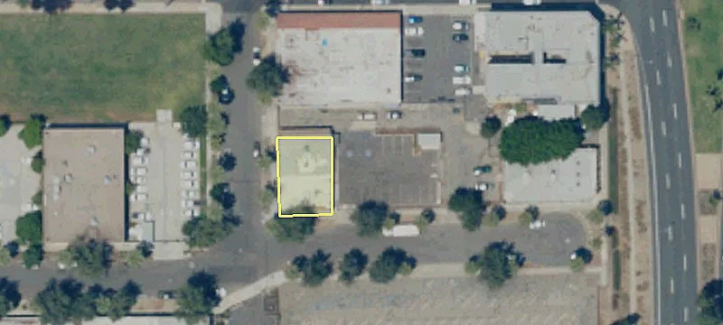 211 Laurel Ave