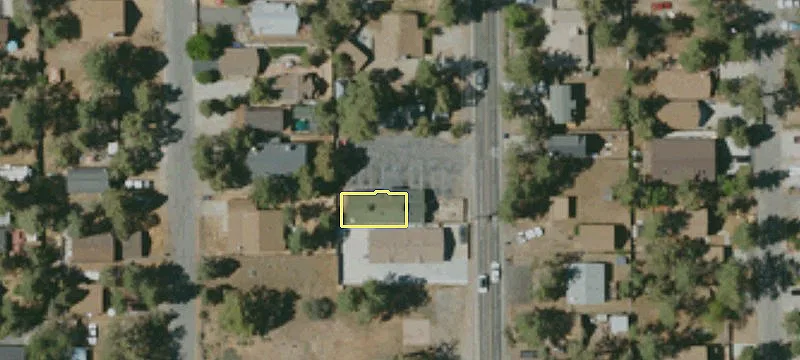 152 Maple Ln
