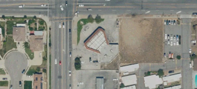 105 Pepper Ave
