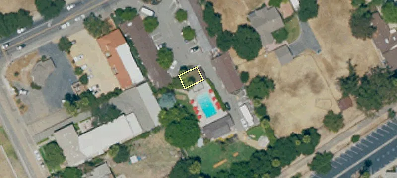 615 Ojai Ave