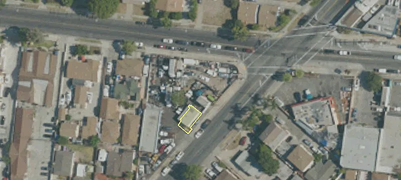 5844 Clara St