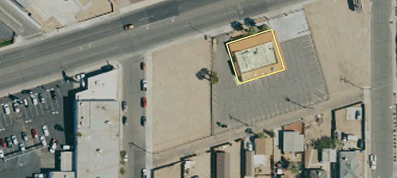 Main St