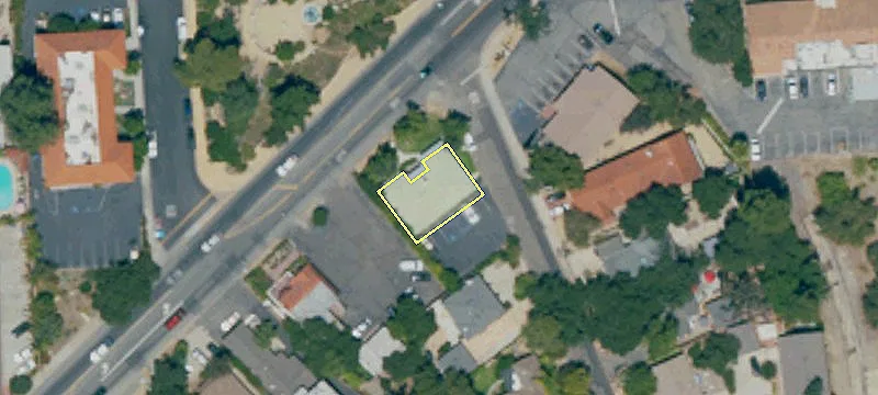 305 Ojai Ave