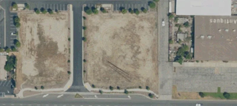 Redlands Blvd