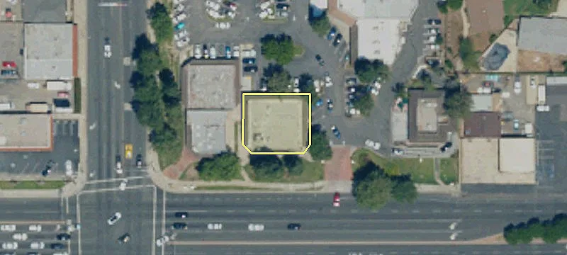 9724 Foothill Blvd