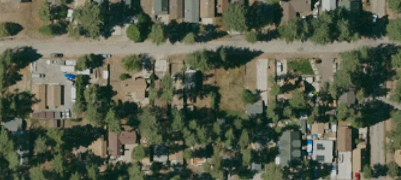 320 Fairway Blvd