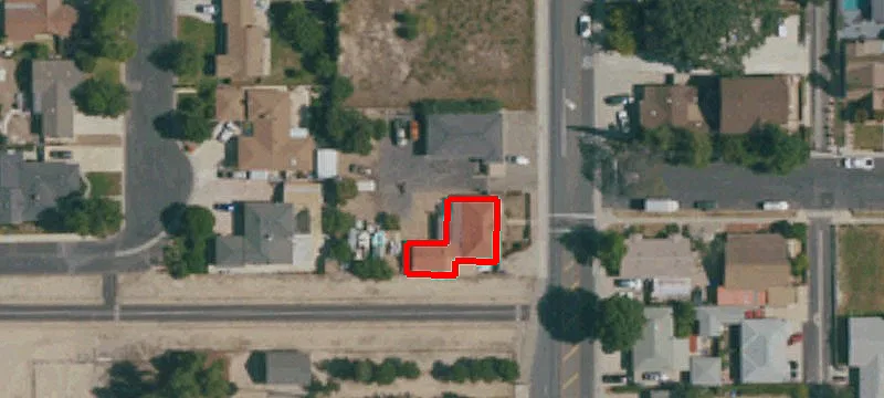 301 Moorpark Ave