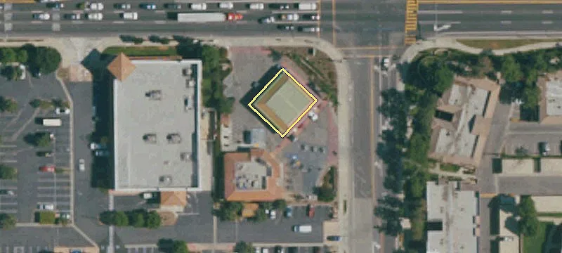 50 Los Angeles Ave