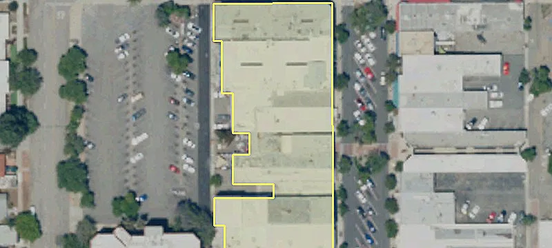 261 2nd Ave