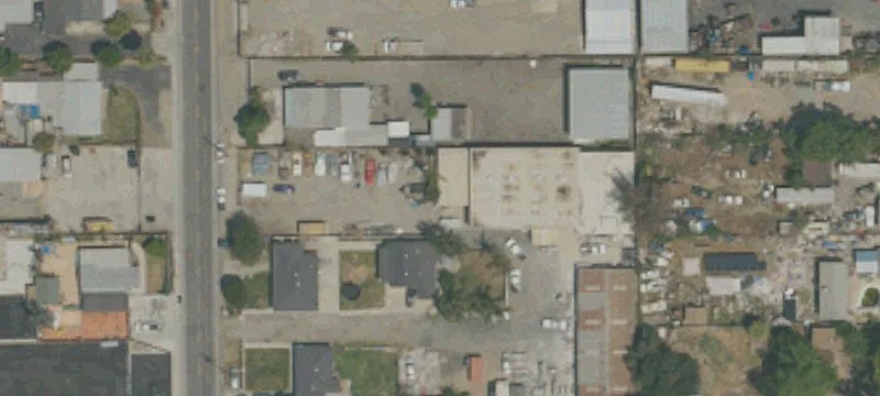 11015 Roswell Ave
