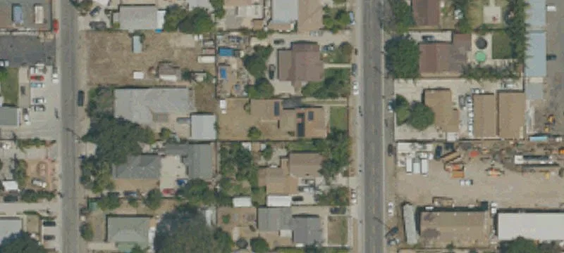 11178 Roswell Ave