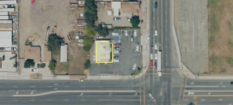 10492 Cedar Ave