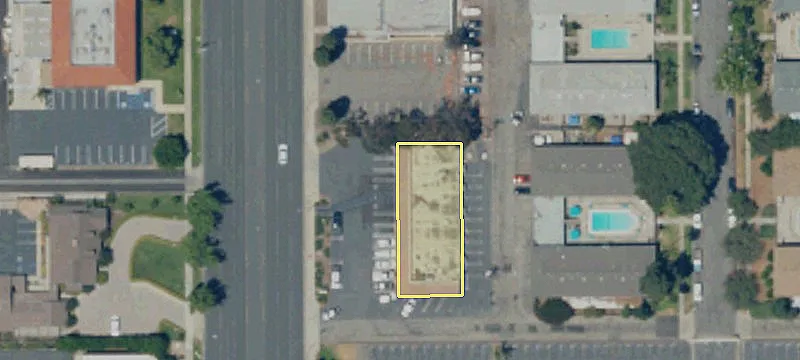 670 Mtn Ave