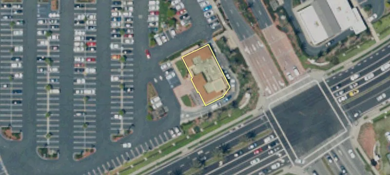 1915 Campus Ave