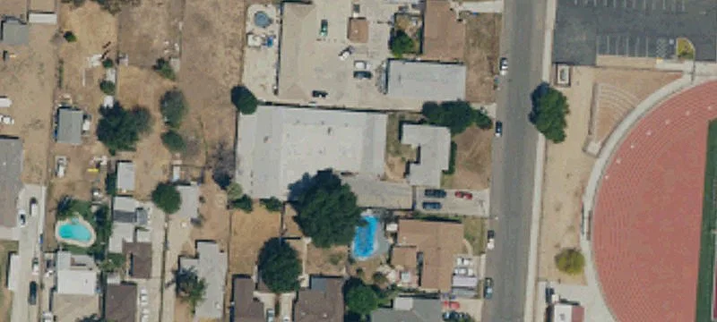 525 Grand Ave