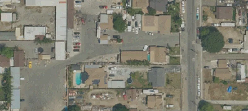 11146 Kadota Ave