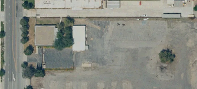 2135 Linden Ave
