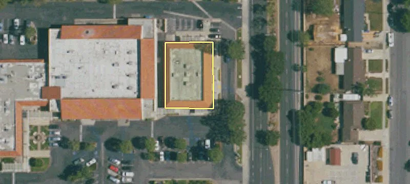 475 Avenida De Los Arboles