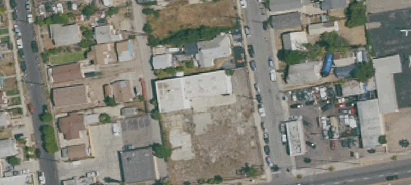 215 Palm St