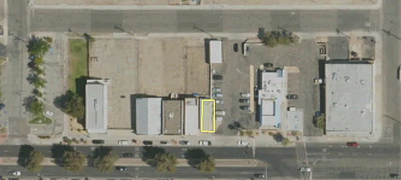325 Main St