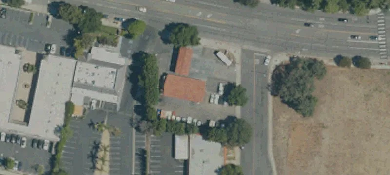 420 1000th Oaks Blvd