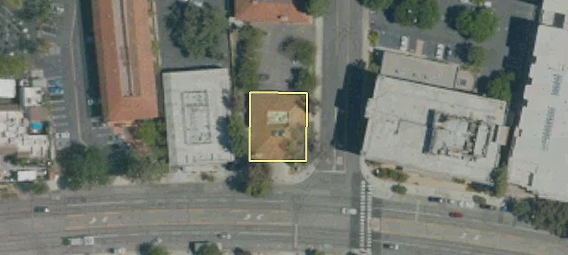 215 1000th Oaks Blvd