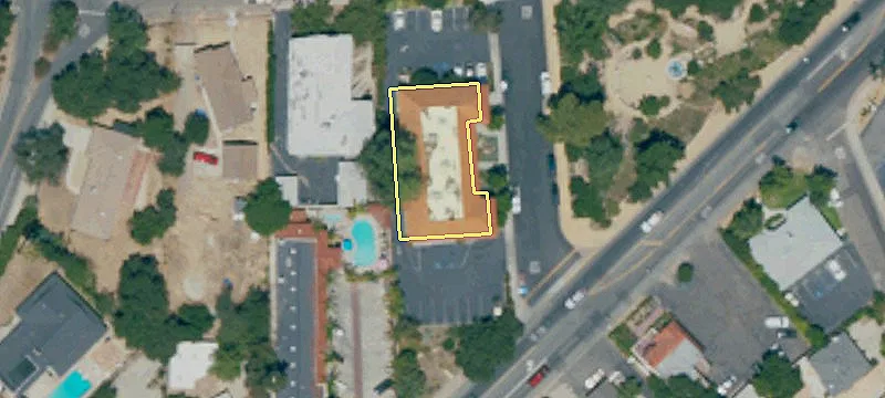 402 Ojai Ave