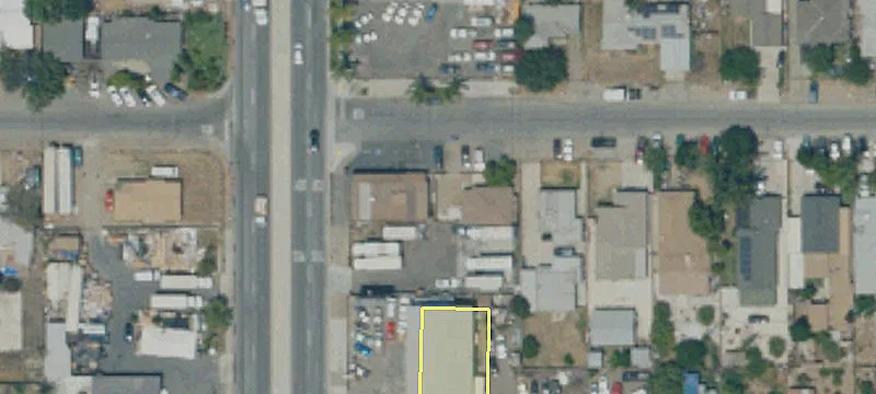 11607 Cedar Ave