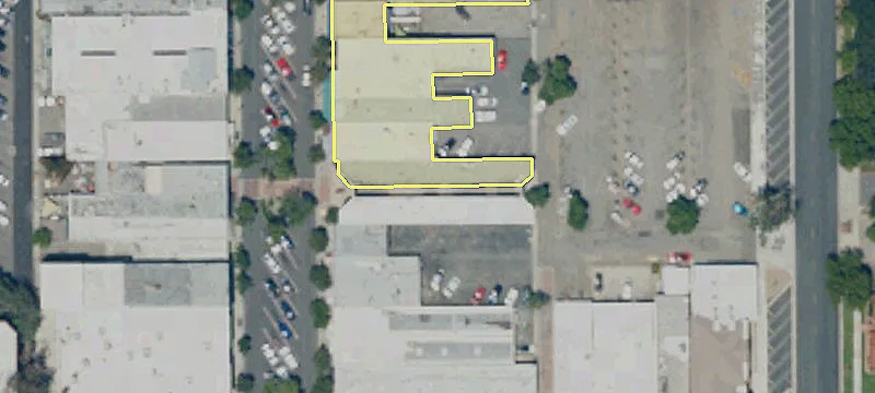 250 2nd Ave